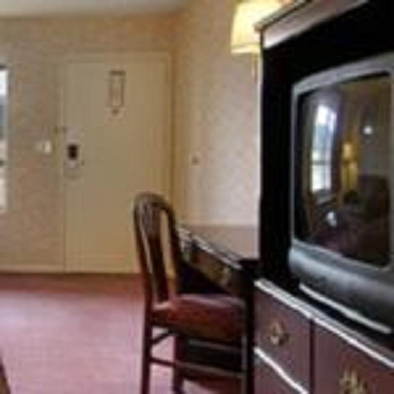 Super 8 By Wyndham Decatur Priceville Exterior foto